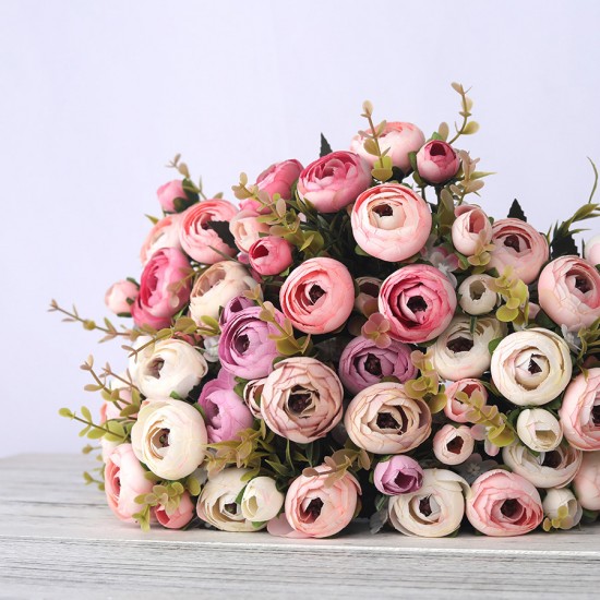 European Vintage Artificial Silk Tea Rose Flowers 6 head 4 Small bud Bouquet Wedding Home Retro Fake Flower Party DIY Decoration European Vintage Artificial Silk Tea Rose Flowers 6 head 4 Small bud Bouquet Wedding Home Retro Fake Flower Party DIY Decoration